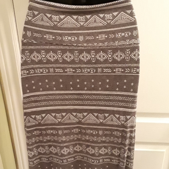 ♥️VINTAGE♥️Ardene maxi skirt - Picture 6 of 7